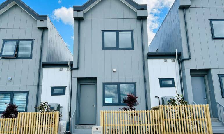 45 Otuwairoa Esplanade, Opaheke, Papakura