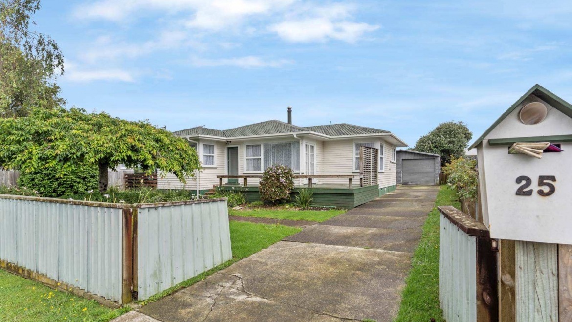 25 Tairere Crescent, Papakura, Auckland